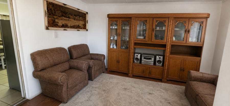 8 Bedroom Property for Sale in Rustenburg Central North West